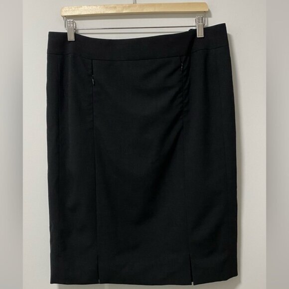 Akris Punto Wool Pencil Skirt Black Office Classic — Size 14 - Picture 2 of 7